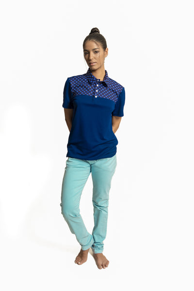 Unleash your style with this polo featuring a unique print and sweat-absorbing technology for a confident and stylish everyday look.